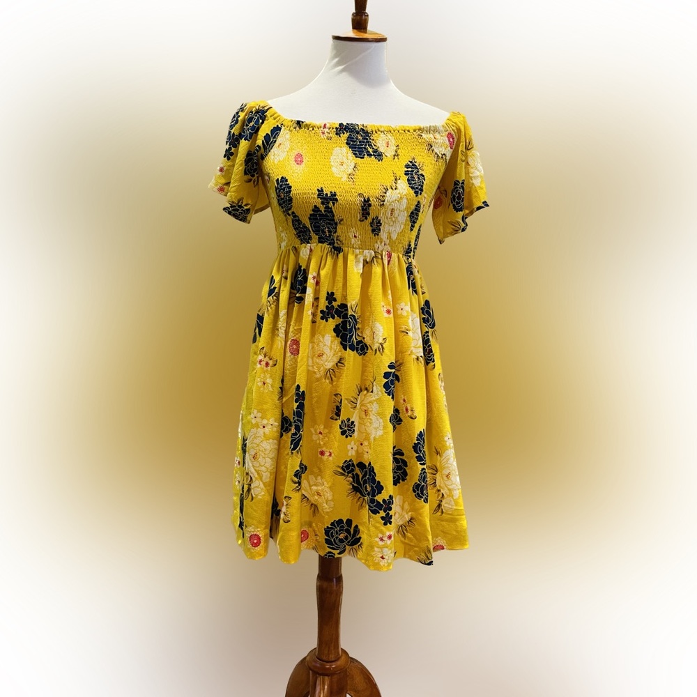 Fun floral print mini dress with POCKETS for vacation summer and work
